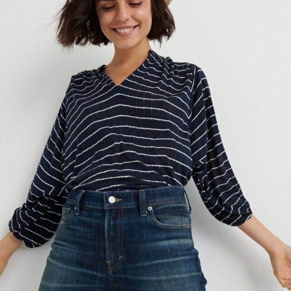 Lucky Brand Women's Flowy Stripped Jacquard Top - Picture 1 of 6